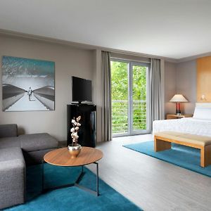 Suite executive